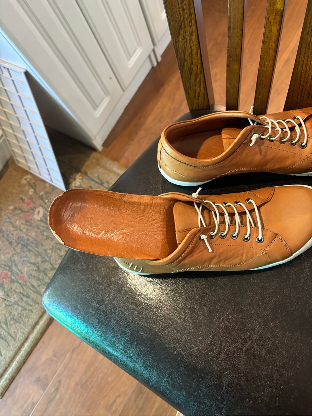 Gelato Women’s Casual Low-Top Sneakers in Buttery Tan Leather - Picture 7 of 8